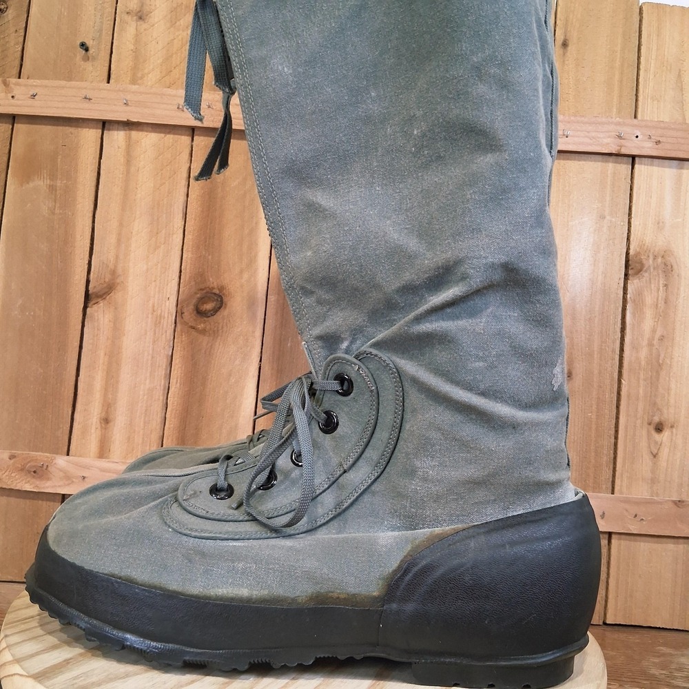 Vintage Bata Mukluk Heavy N-1B Boots Mens XL Green Military Cold Weather Snow